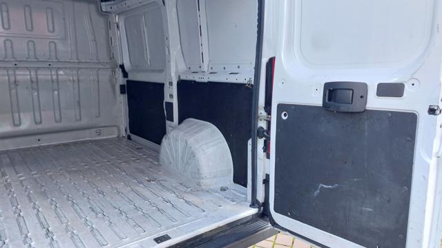 OPEL Movano usata, con Specchietti laterali elettrici