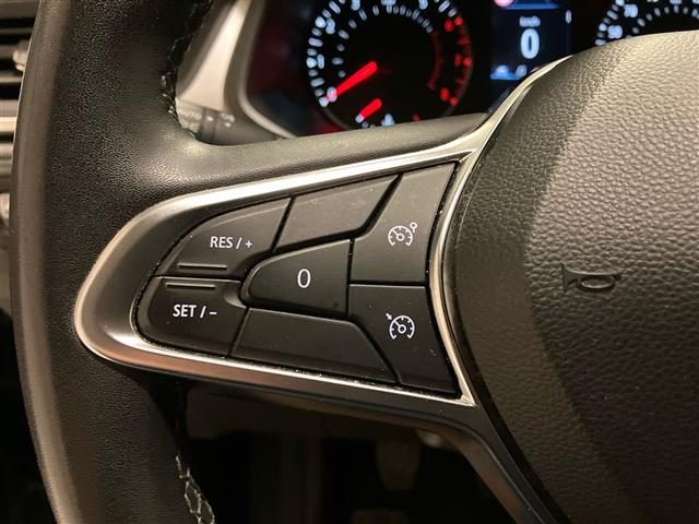 RENAULT Captur usata 16