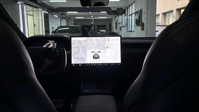 TESLA Model X usata 18