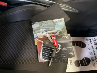 OPEL Zafira usata, con Specchietti laterali elettrici