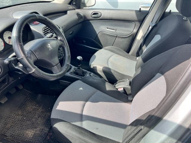 PEUGEOT 206 usata, con Climatizzatore