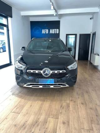 MERCEDES-BENZ GLA 200 d Automatic Business Extra