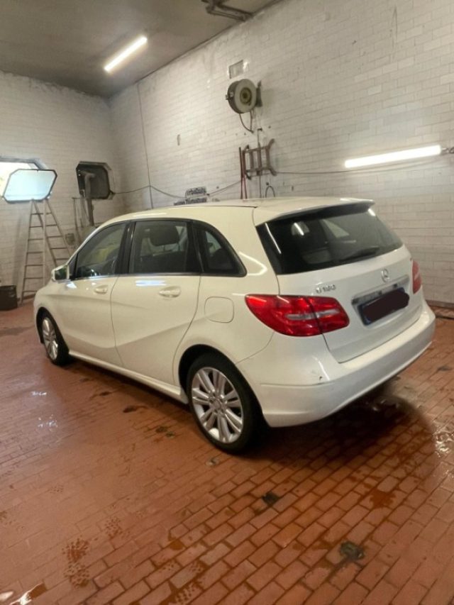 MERCEDES-BENZ B 180 usata, con Filtro antiparticolato