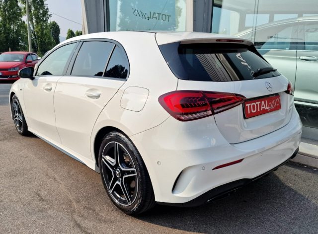 MERCEDES-BENZ A 180 usata, con Alzacristalli elettrici