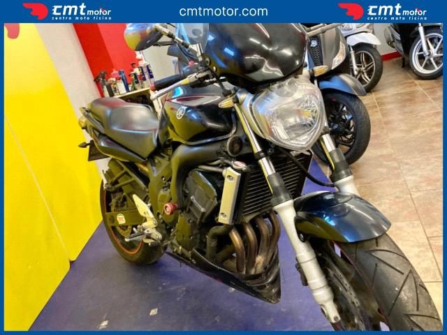 YAMAHA FZ6 usata 8