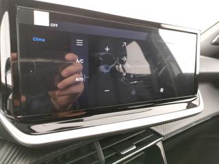 PEUGEOT 2008 usata, con Cruise Control
