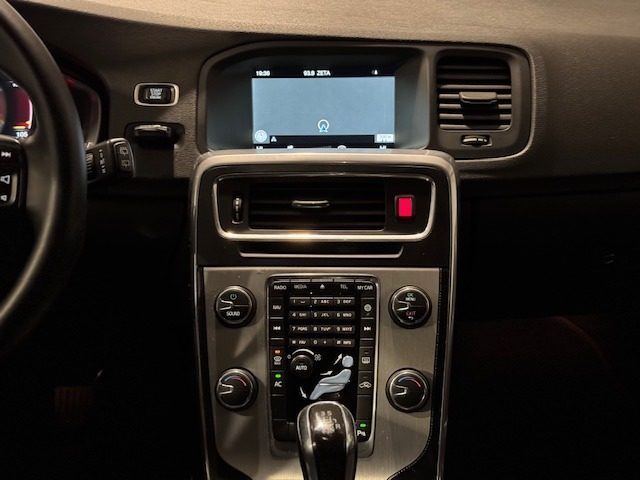 VOLVO V60 usata 10