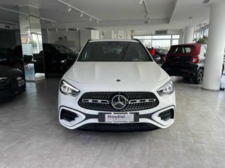 MERCEDES-BENZ GLA 200 usata 21