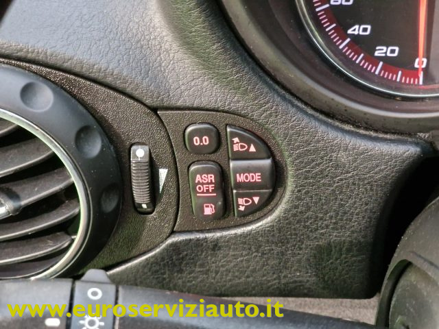 ALFA ROMEO GT usata 25