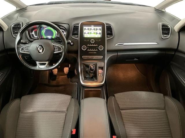 RENAULT Scenic usata, con Cruise Control