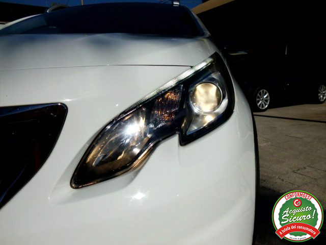 PEUGEOT 2008 usata, con Sensore di pioggia