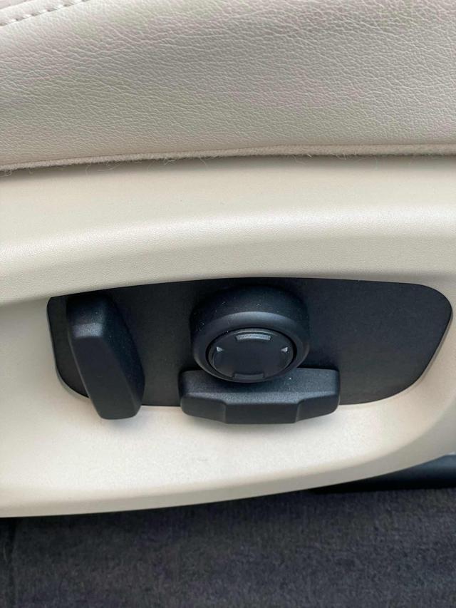 JAGUAR F-Pace usata, con Cronologia tagliandi