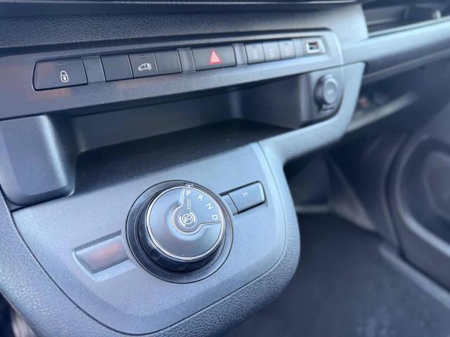OPEL Vivaro usata, con ESP