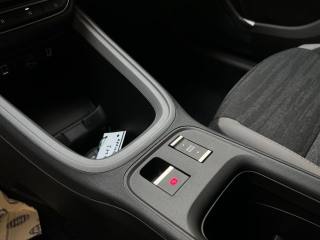 JEEP Avenger usata, con MP3