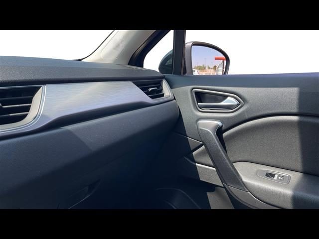 RENAULT Captur usata, con Fari LED