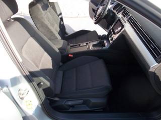 VOLKSWAGEN Passat Variant usata, con ESP