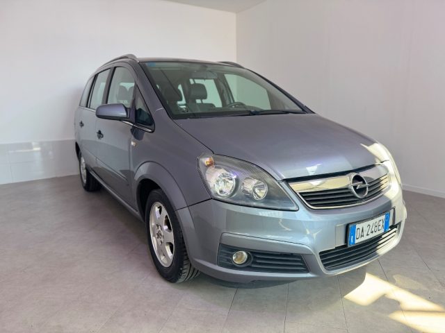 OPEL Zafira usata 1