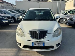 LANCIA Ypsilon usata, con Airbag