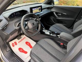 PEUGEOT 2008 usata, con Controllo automatico clima