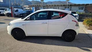LANCIA Ypsilon usata, con ESP