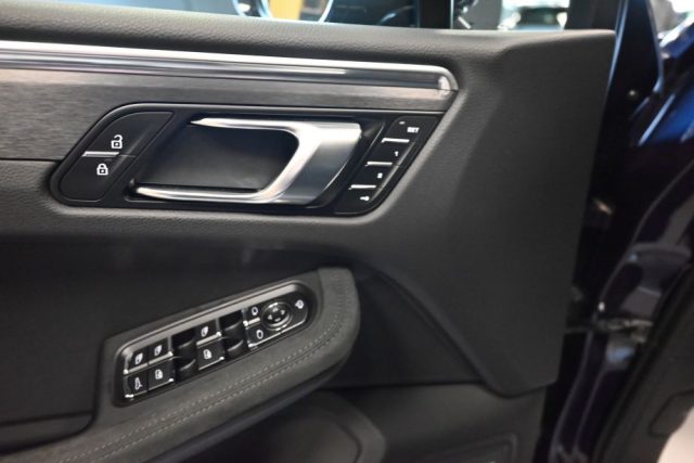PORSCHE Macan usata 321
