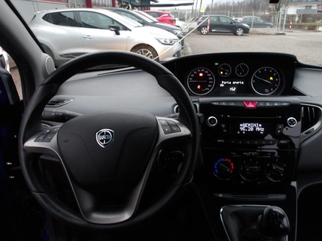 LANCIA Ypsilon usata 11