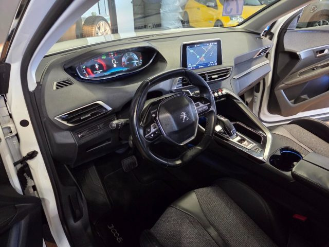 PEUGEOT 3008 usata, con Sistema di navigazione
