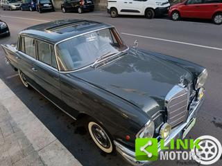 MERCEDES-BENZ 220 usata 10
