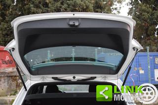 VOLKSWAGEN Golf usata, con ESP