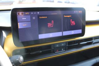 JEEP Avenger usata, con Interni in pelle