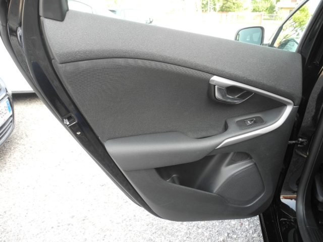 VOLVO V40 usata 48