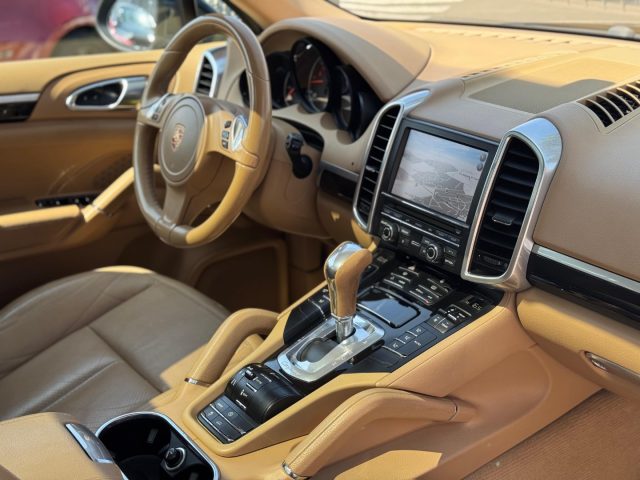 PORSCHE Cayenne usata, con ESP