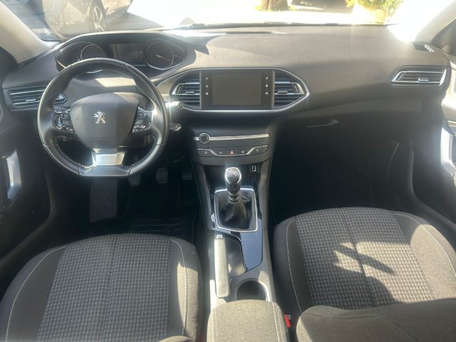 PEUGEOT 308 usata, con Cerchi in lega