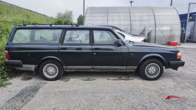 VOLVO 240 usata 3