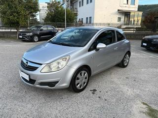 OPEL Corsa usata, con Airbag laterali