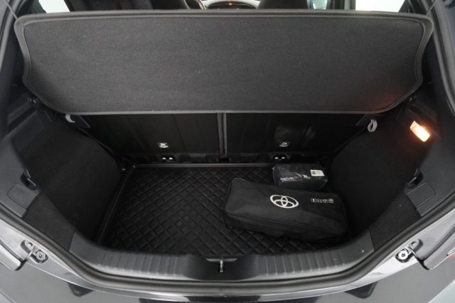 TOYOTA Aygo X usata 6