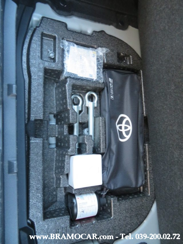 TOYOTA Corolla usata, con Controllo elettronico della corsia