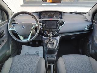 LANCIA Ypsilon usata, con ESP