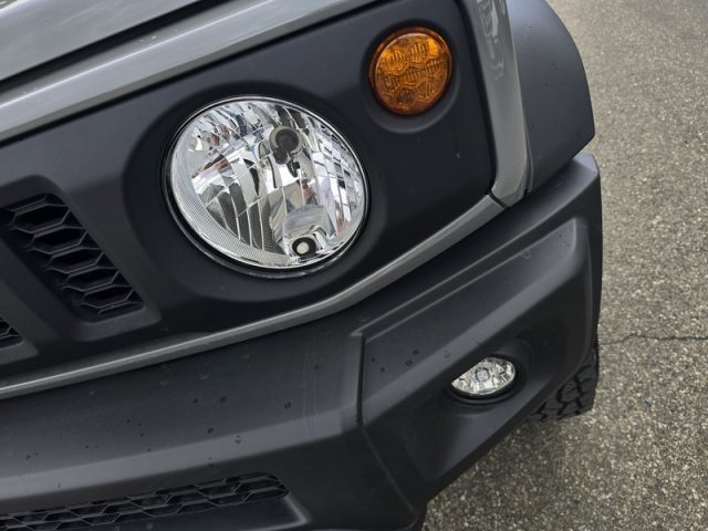 SUZUKI Jimny usata, con Autoradio