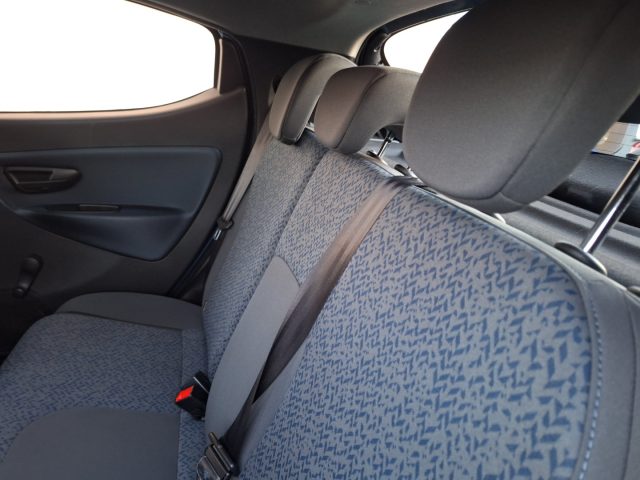 LANCIA Ypsilon usata, con Sedile posteriore sdoppiato