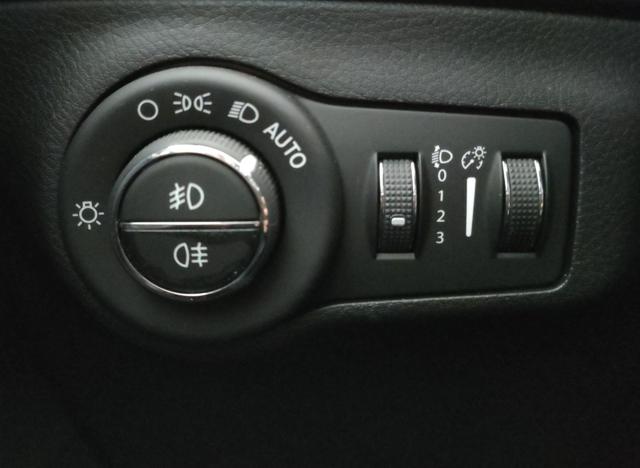 JEEP Compass usata, con Cruise Control