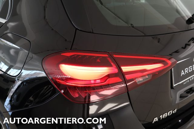 MERCEDES-BENZ A 180 usata, con Bluetooth