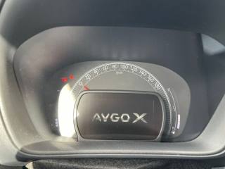 TOYOTA Aygo X usata 27