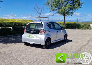 TOYOTA Aygo usata, con Airbag