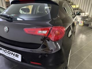 ALFA ROMEO Giulietta usata, con Autoradio