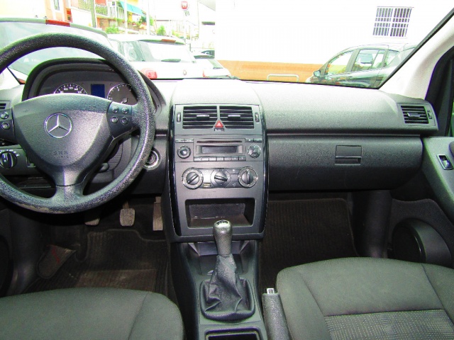 MERCEDES-BENZ A 160 usata, con Boardcomputer