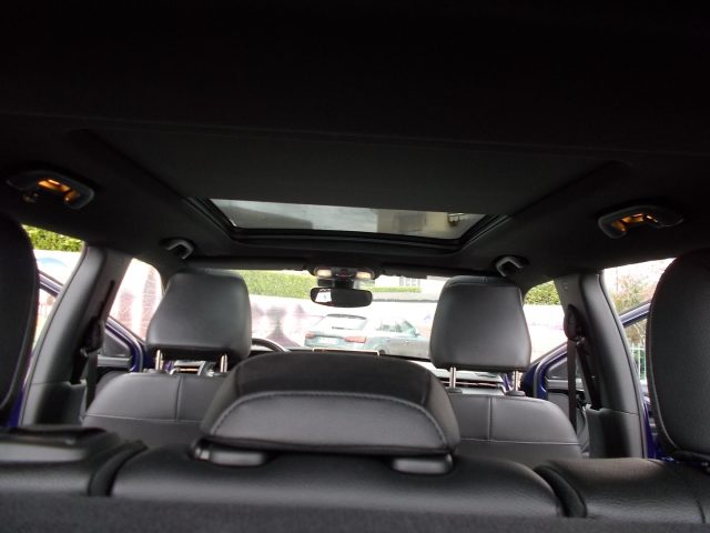 JEEP Compass usata, con Controllo automatico clima