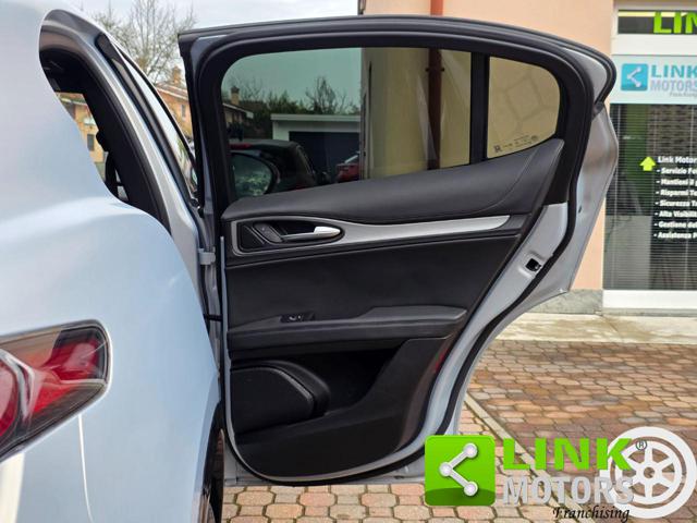 ALFA ROMEO Stelvio usata, con Tettuccio apribile
