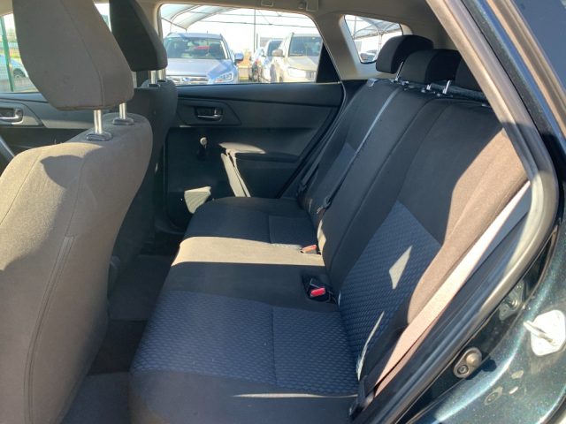 TOYOTA Auris usata, con Controllo automatico clima