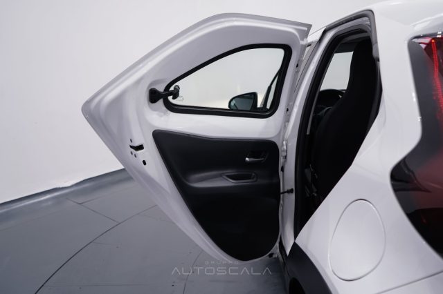 TOYOTA Aygo X usata, con Apple CarPlay